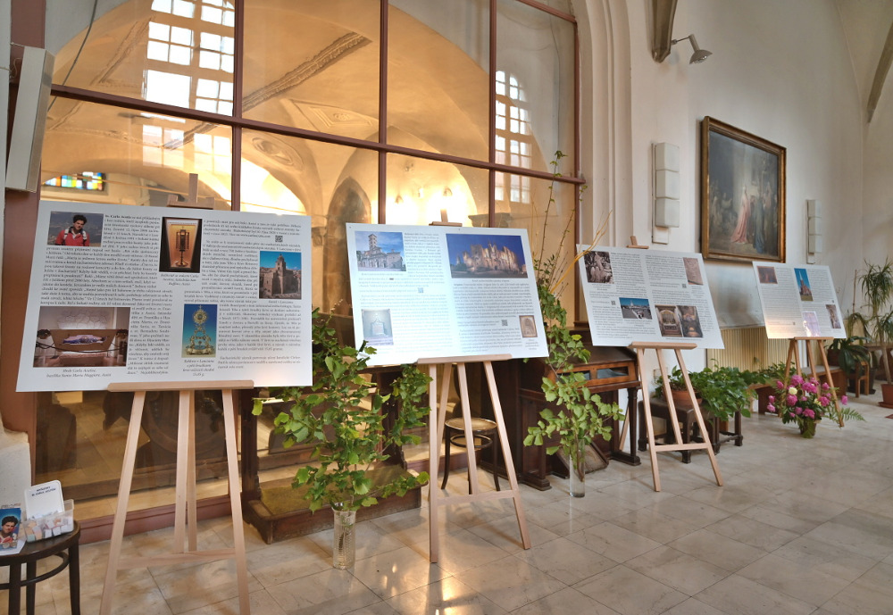 Výzdoba kostela, Řeznovice a různé další fotografie (foto Radka Dvořáková)